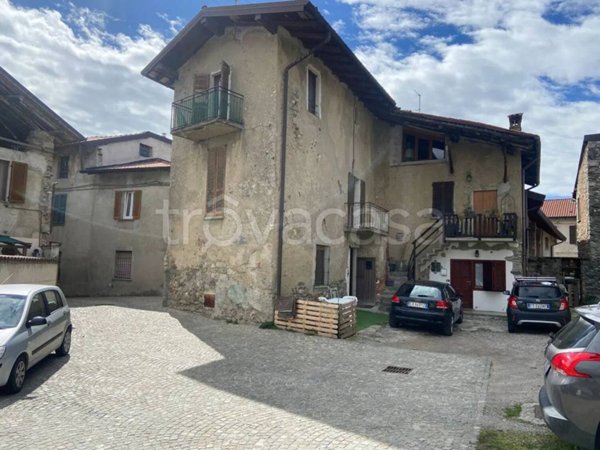 casa indipendente in vendita ad Orsenigo
