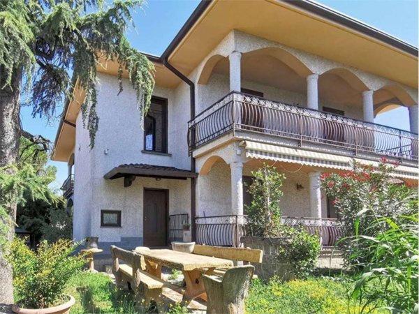 appartamento in vendita ad Orsenigo