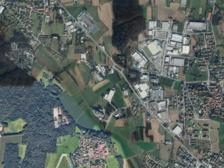 capannone in vendita ad Orsenigo