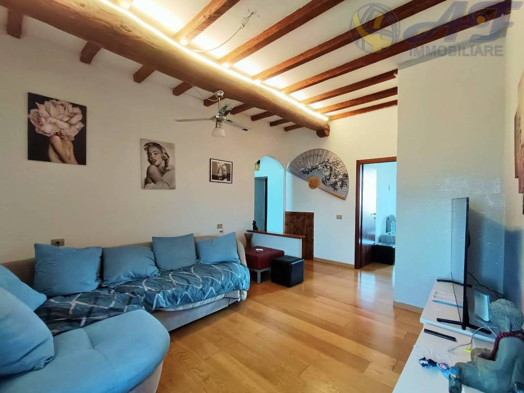 appartamento in vendita ad Orsenigo