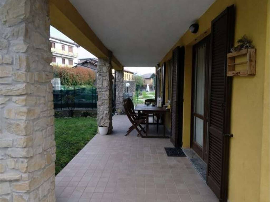 appartamento in vendita ad Orsenigo