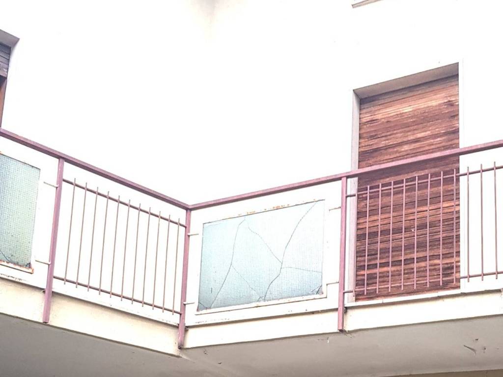 intera palazzina in vendita ad Orsenigo