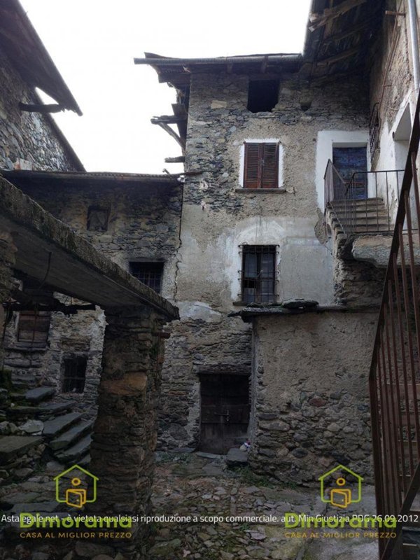 appartamento in vendita a Peglio(CO)