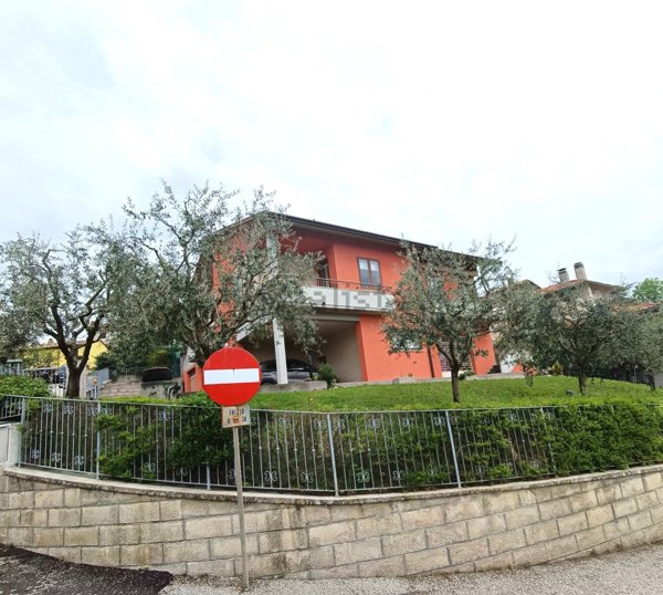 casa indipendente in vendita a Peglio(CO)