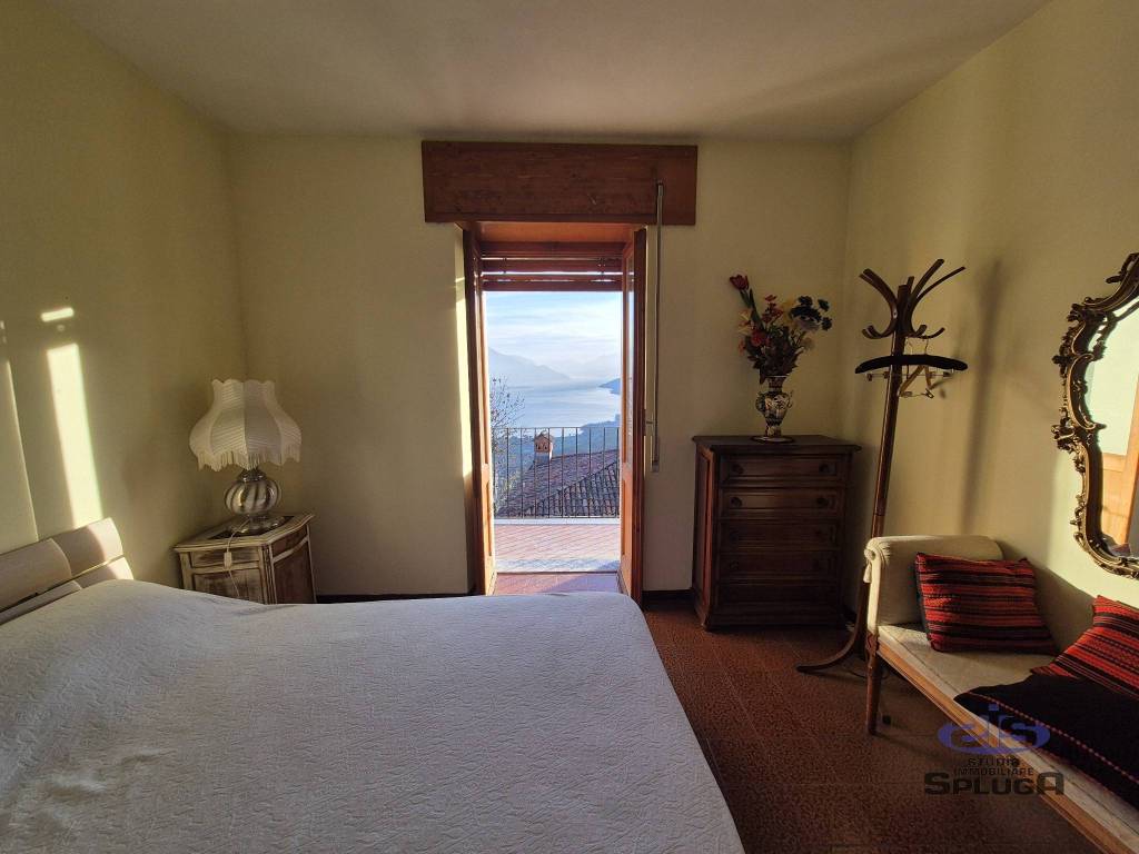 appartamento in vendita a Peglio(CO)