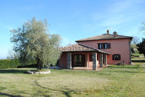 casa indipendente in vendita a Peglio(CO)
