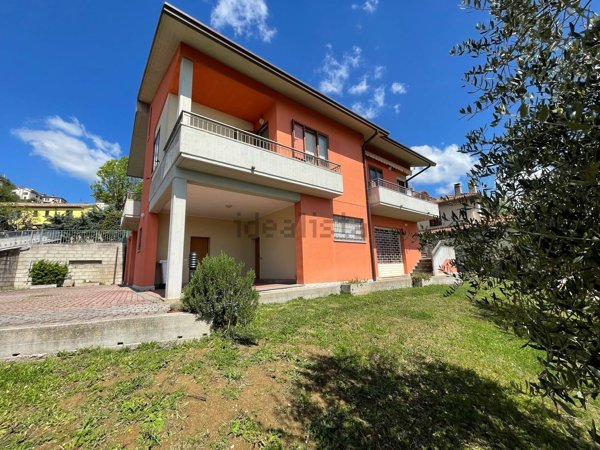 casa indipendente in vendita a Peglio(CO)