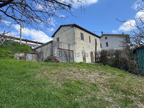 casa indipendente in vendita a Peglio(CO)