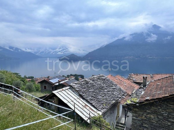 appartamento in vendita a Pianello del Lario