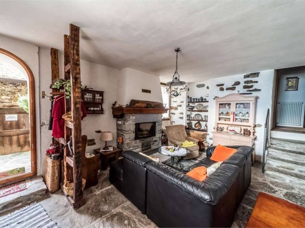appartamento in vendita a Pianello del Lario in zona Belmonte