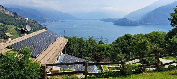 casa indipendente in vendita a Pianello del Lario
