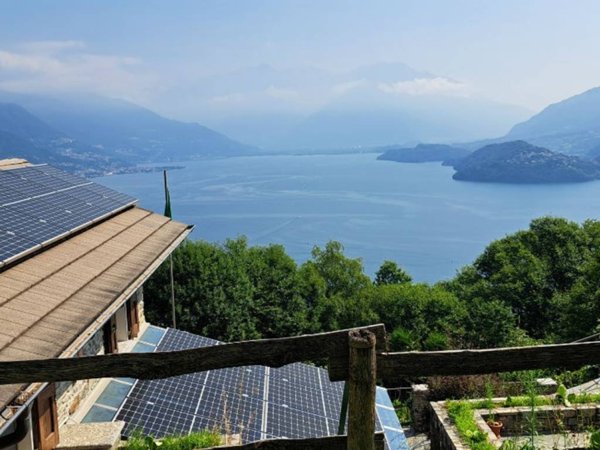 casa indipendente in vendita a Pianello del Lario