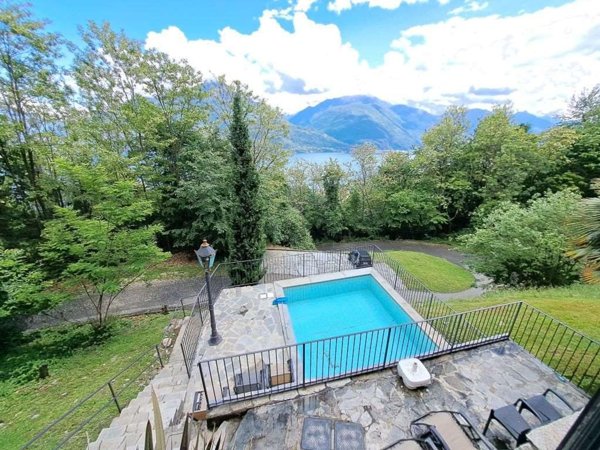 casa indipendente in vendita a Pianello del Lario