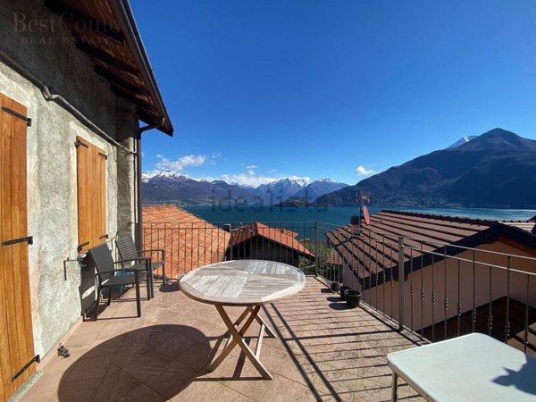 appartamento in vendita a Pianello del Lario