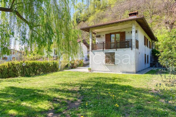 casa indipendente in vendita a Pianello del Lario