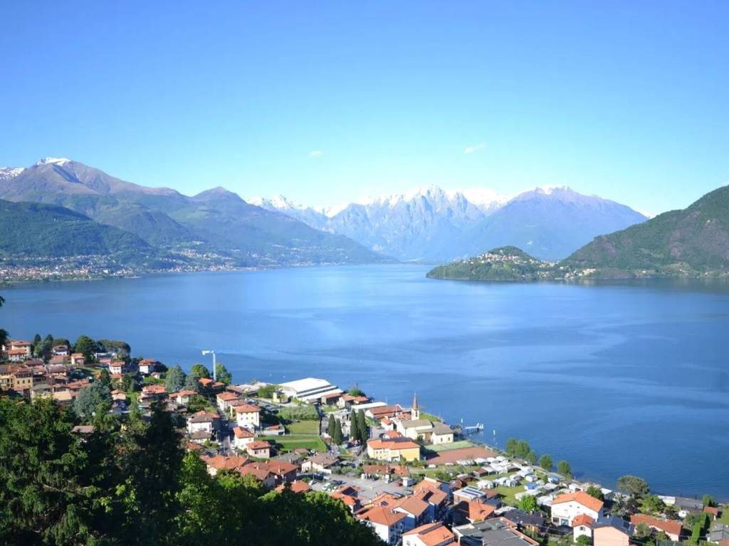 casa indipendente in vendita a Pianello del Lario