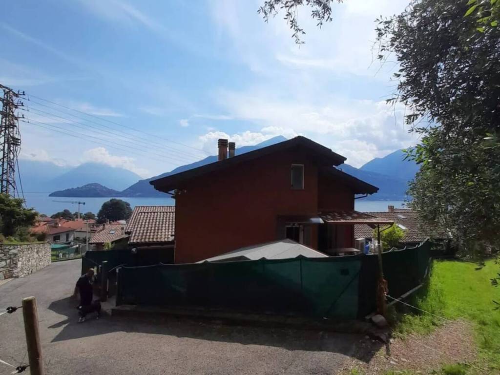 casa indipendente in vendita a Pianello del Lario