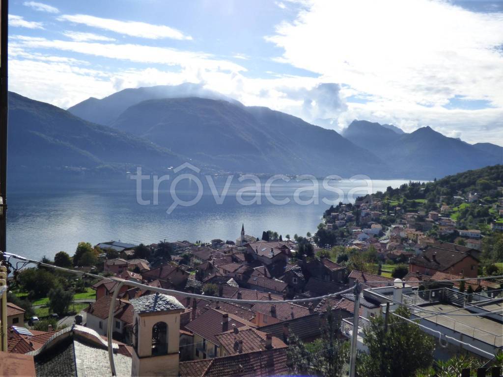 appartamento in vendita a Pianello del Lario in zona Calozzo