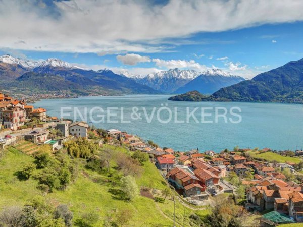 villa in vendita a Pianello del Lario