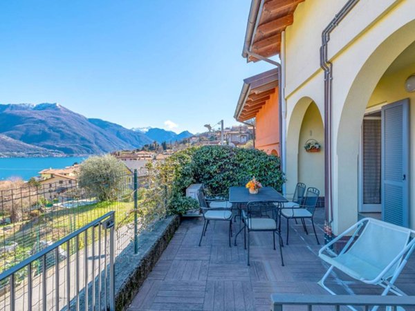 appartamento in vendita a Pianello del Lario in zona Calozzo
