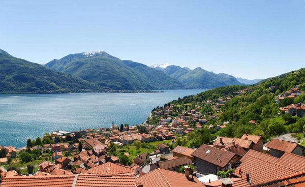 appartamento in vendita a Pianello del Lario in zona Calozzo