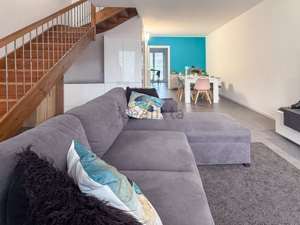 appartamento in vendita a Pianello del Lario