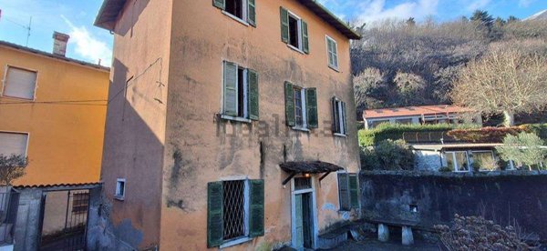 casa indipendente in vendita a Pianello del Lario in zona Bellera