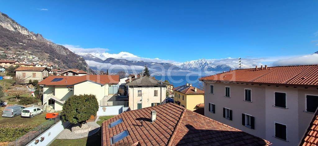 casa indipendente in vendita a Pianello del Lario in zona Bellera
