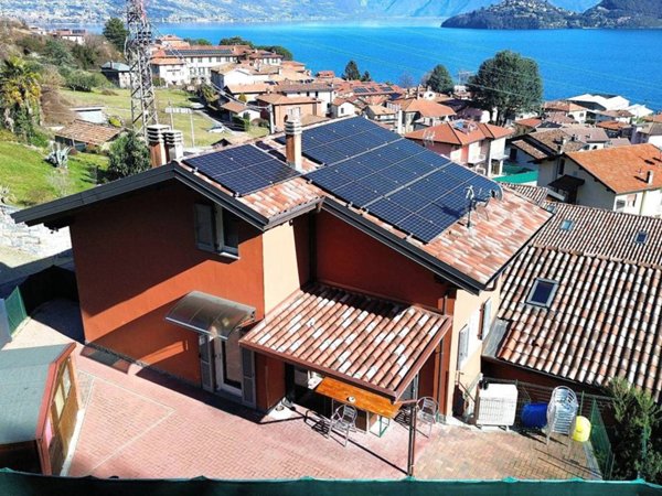 appartamento in vendita a Pianello del Lario in zona Calozzo