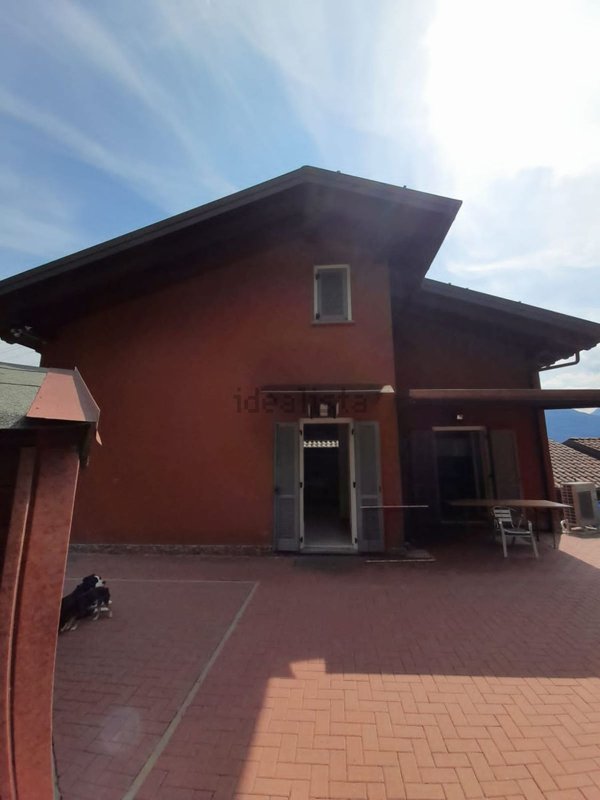 casa indipendente in vendita a Pianello del Lario