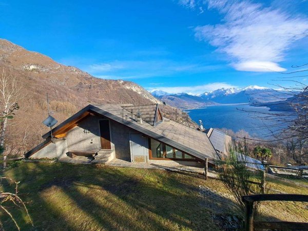 pentavano in vendita a Pianello del Lario