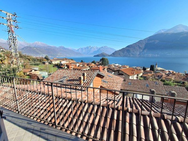 casa indipendente in vendita a Pianello del Lario in zona Calozzo