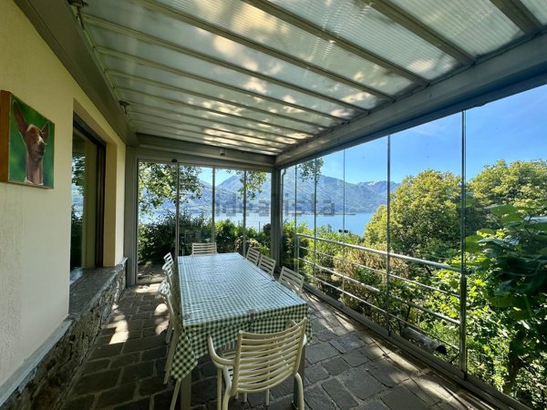 casa indipendente in vendita a Pianello del Lario