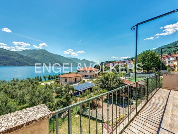 appartamento in vendita a Pianello del Lario in zona Calozzo