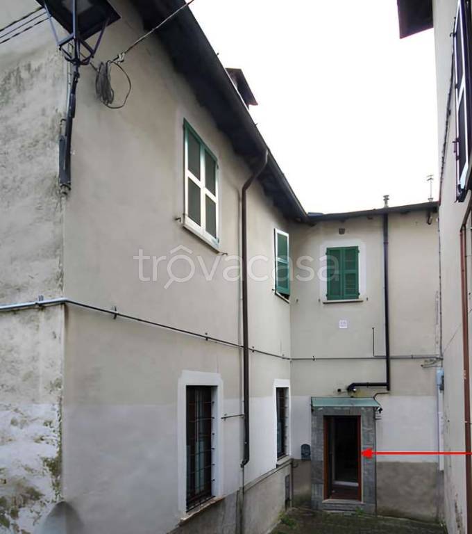 appartamento in vendita a Pianello del Lario