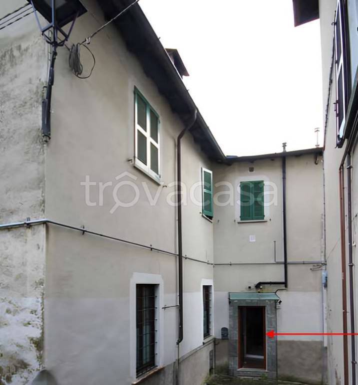 appartamento in vendita a Pianello del Lario