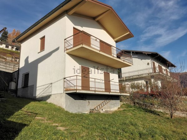 casa indipendente in vendita a Pigra