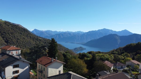 casa indipendente in vendita a Pigra