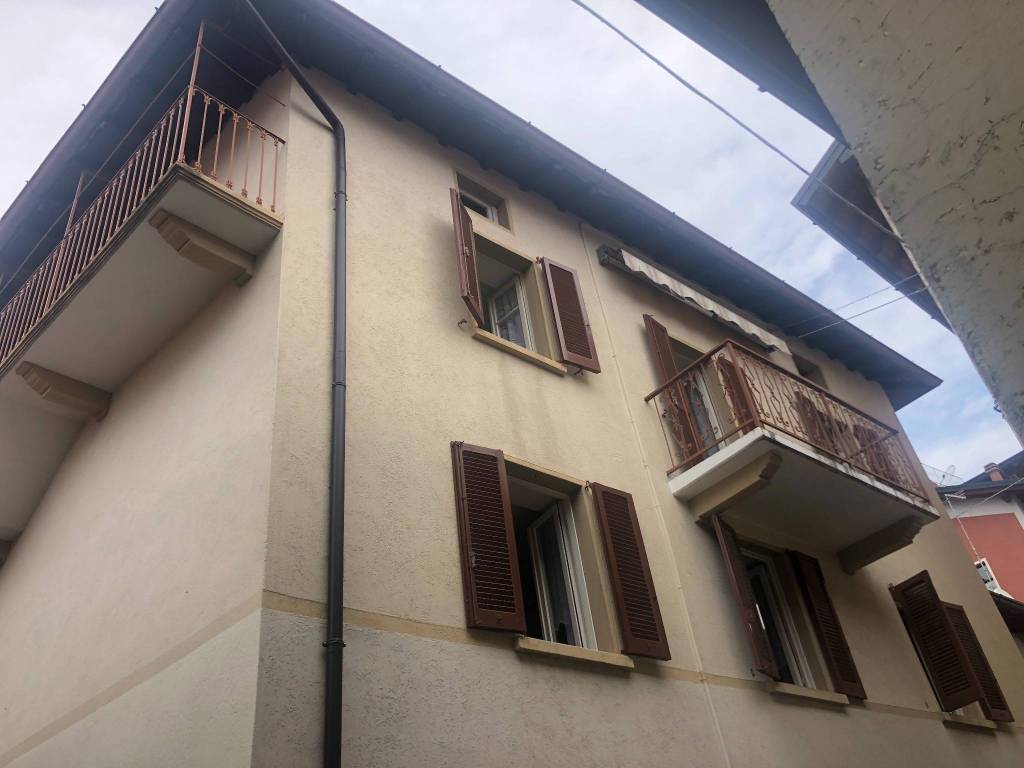 casa indipendente in vendita a Pigra