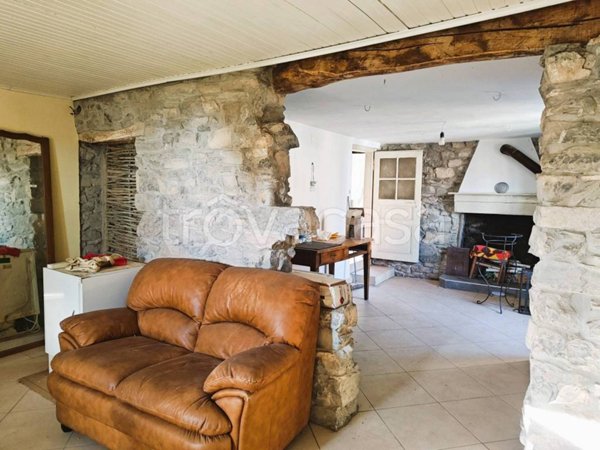 casa indipendente in vendita a Pigra