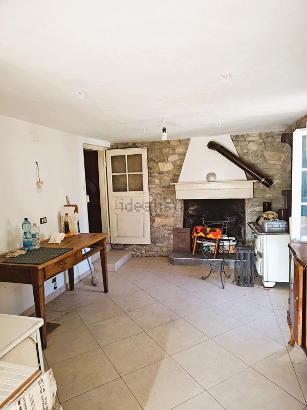 casa indipendente in vendita a Pigra