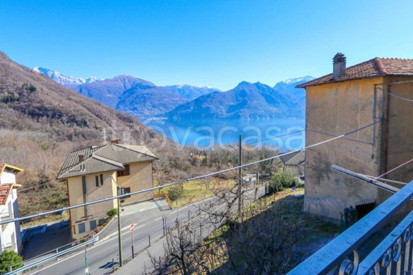 casa indipendente in vendita a Plesio in zona Barna