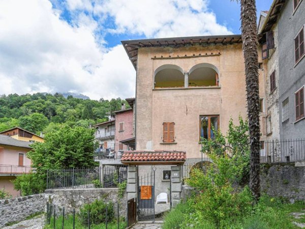 appartamento in vendita a Plesio