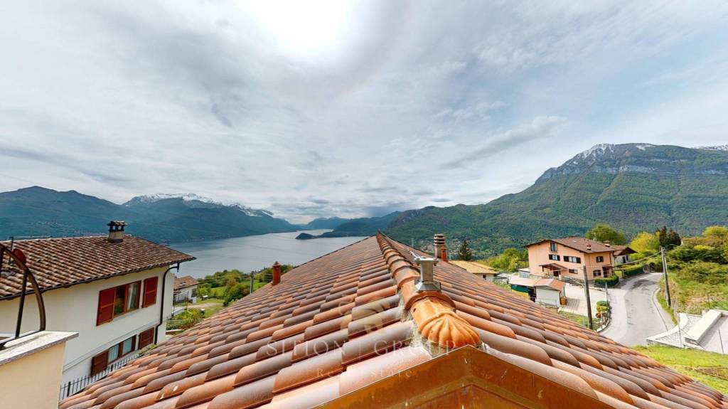 casa indipendente in vendita a Plesio in zona Barna