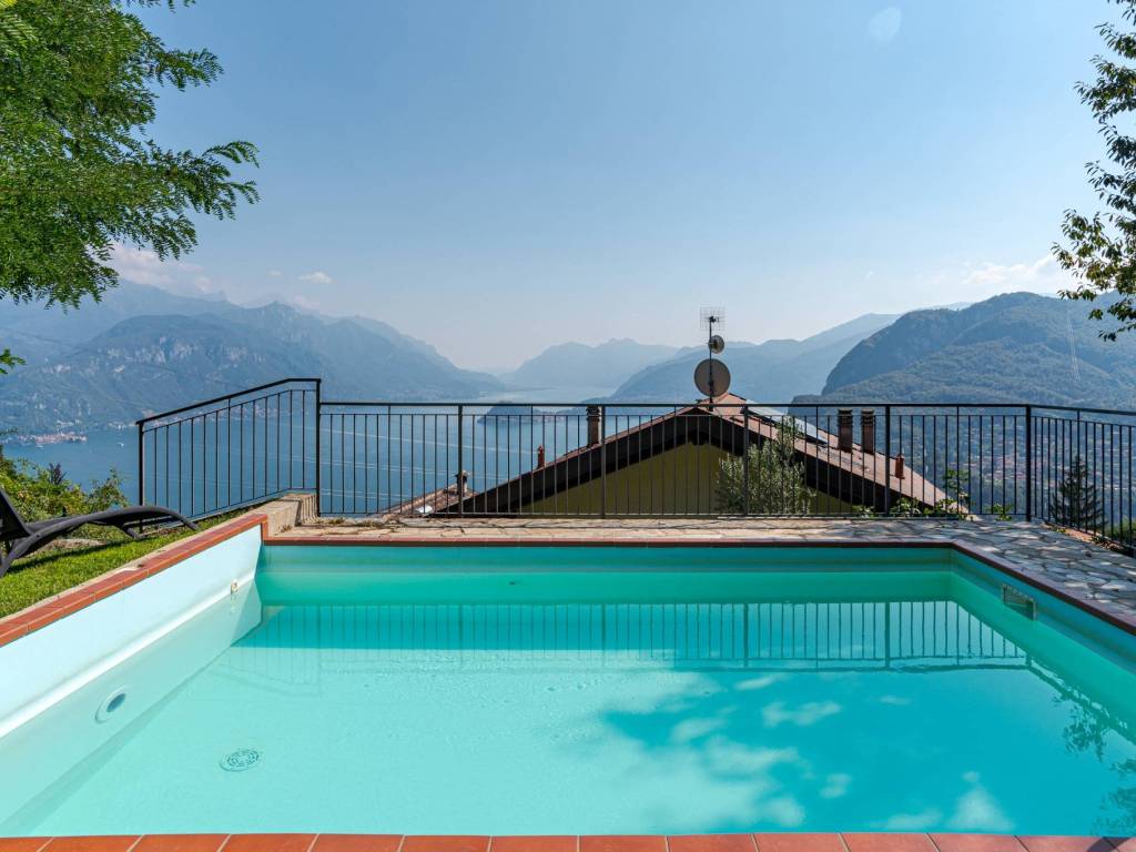 appartamento in vendita a Plesio