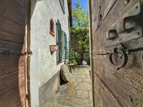 casa indipendente in vendita a Plesio