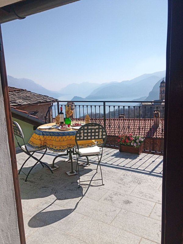 appartamento in vendita a Plesio