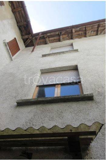 casa indipendente in vendita a Plesio