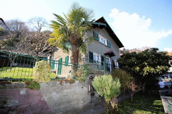 casa indipendente in vendita a Plesio