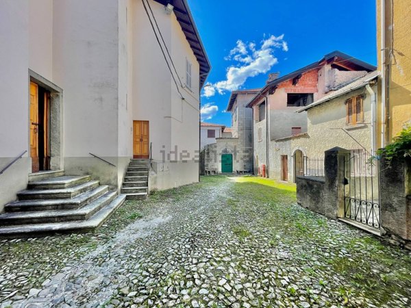 appartamento in vendita a Plesio